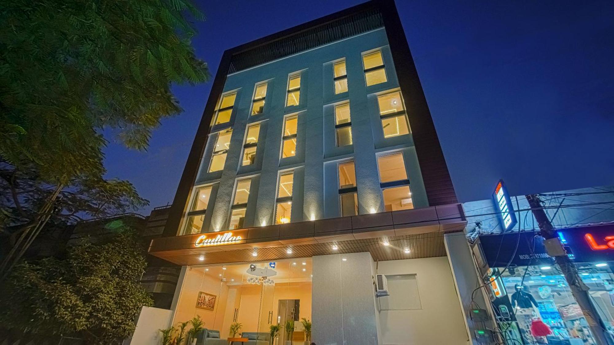 Perfectstayz Premium Varanasi — Photos 2